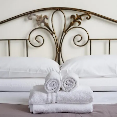 Guest house Onlyrooms Iv - Sea View & Free Parking 3*