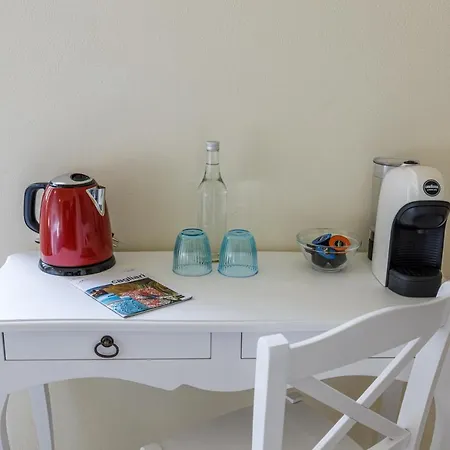 Onlyrooms Iv - Sea View & Free Parking *