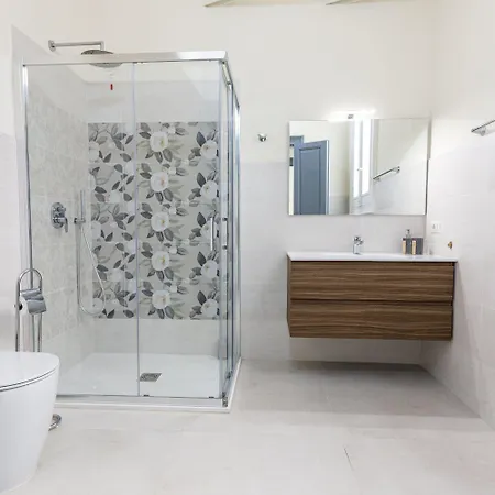 Onlyrooms Iv - Sea View & Free Parking