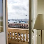 Affittacamere Onlyrooms Iv - Sea View & Free Parking Cagliari