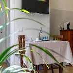 Onlyrooms Iv - Sea View & Free Parking בית הארחה קליארי