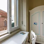 Onlyrooms Iv - Sea View & Free Parking Pensión 4*