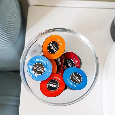 Onlyrooms Iv - Sea View & Free Parking 3*