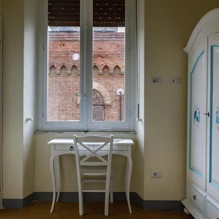 Onlyrooms Iv - Sea View & Free Parking Pensjonat Cagliari