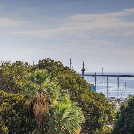 Onlyrooms Iv - Sea View & Free Parking