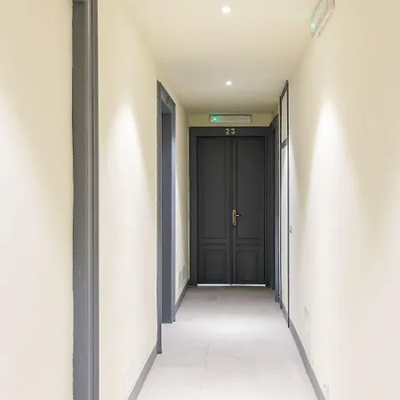 بيت ضيافة Onlyrooms Iv - Sea View & Free Parking كالياري