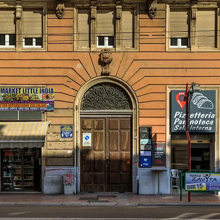 Onlyrooms Iv - Sea View & Free Parking 3* كالياري