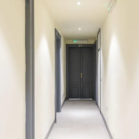 Pensión Onlyrooms Iv - Sea View & Free Parking