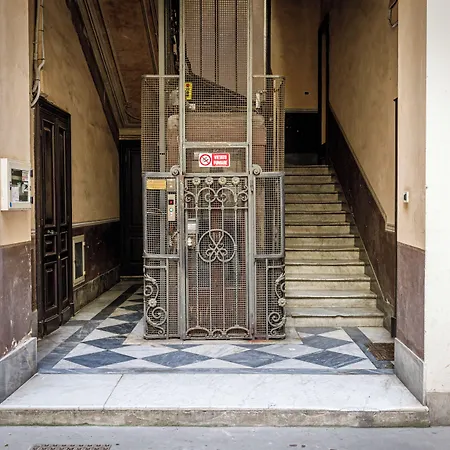 Onlyrooms Iv - Sea View & Free Parking 3*