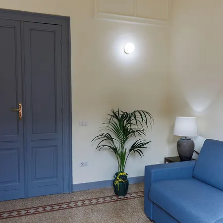 بيت ضيافة Onlyrooms Iv - Sea View & Free Parking