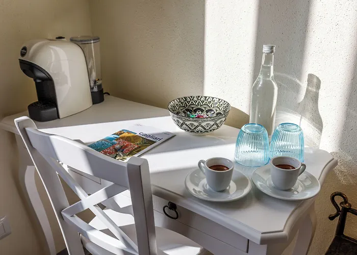 Onlyrooms Iv - Sea View & Free Parking Gasthof